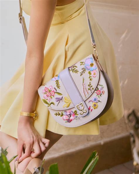 Buy Handcrafted Fluff & Flora : Saddle Bag Online - Fizzy Goblet