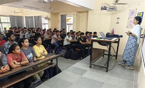 Vishwakarma Government Engineering College