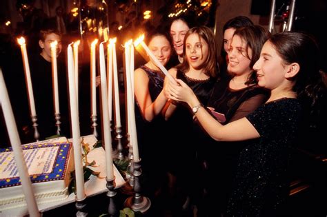 Bar and bat mitzvah | Judaism, Ceremony, Age, History, & Meaning ...