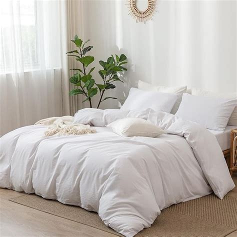 Buy Duvet Covers Online | White 3 Piece Duvet Set – Razzaiworld.com