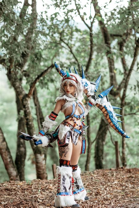 Kirin (Monster Hunter) by Amanda Welp : r/cosplayers