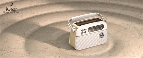 iGear Trinity Solar-Powered MP3 Player & 3-Band Radio FM/AM/SW ...