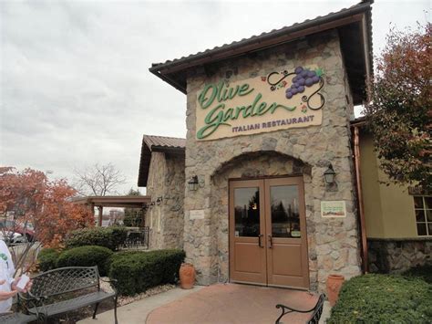 Olive Garden sowing seeds in Joliet – Shaw Local