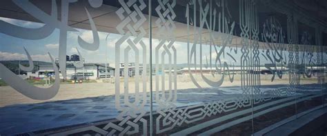 Frosted Glass Design: Ideas & Advantages