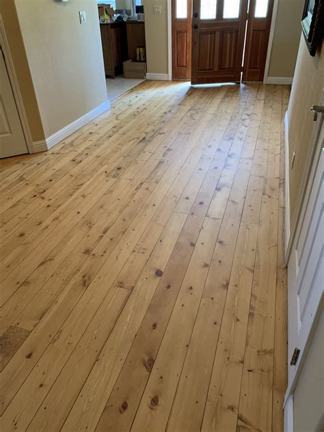 What Type Of Flooring Goes With Knotty Pine Walls at Josephine Parks blog