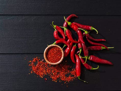 Dry Red Chilli vs Red Chilli Powder: Which one should we use? | The ...