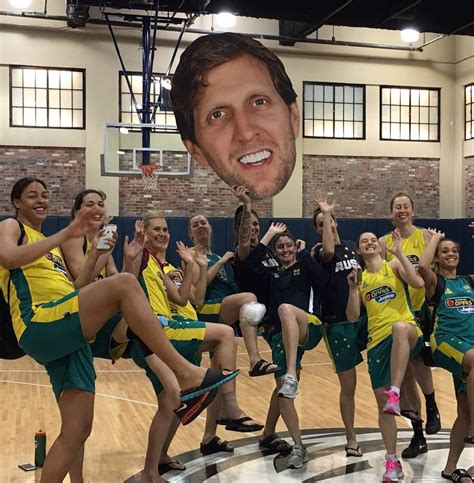 The best Liz Cambage feet pictures 🤩