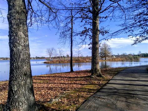 35 Pictures That Will Make You Fall In Love With Lake Willastein In ...