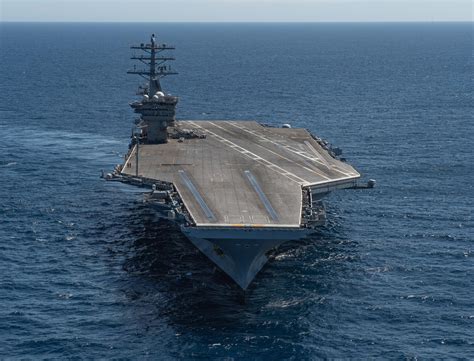 USS Nimitz (CVN 68) steams in the Pacific Ocean in preparation for its final deployment ...
