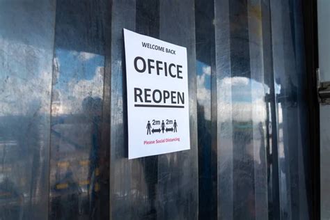 Factory Sign Notice Example 的图像结果