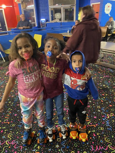 USA SKATE CENTER - Springfield OH - Hours, Directions, Reviews - Loc8NearMe