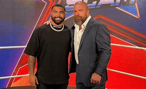 RAW超级巨星斩获全国冠军，正式宣布退役……|史蒂文森|WWE|摔跤_新浪新闻