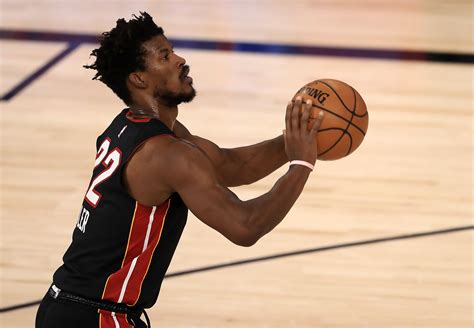 NBA playoffs: Jimmy Butler leads Heat over Bucks