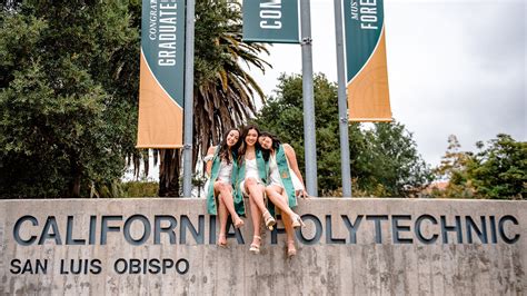 5 Spots to Take Cal Poly SLO Grad Photos | Jay Gelvezon Photography