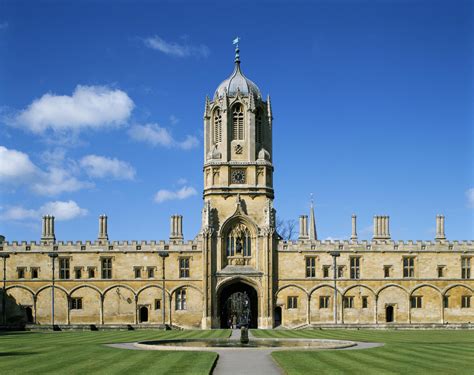 2023年英国留学：牛津大学世界排名及优势专业排名解析