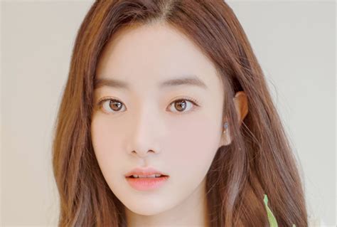Joo-hyun Seo Bio - Born, age, Family, Height
