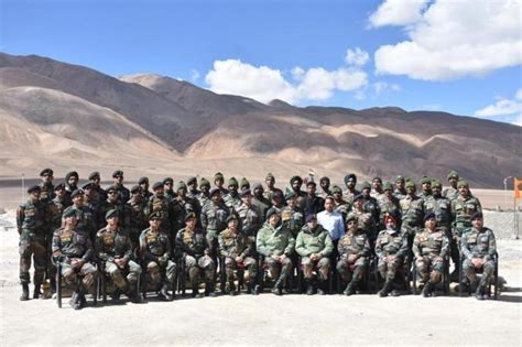 Army Chief reviews preparedness in Ladakh amid China border row ...
