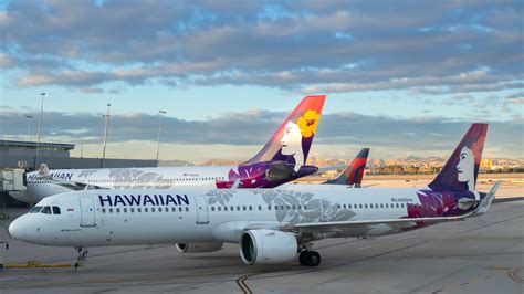 Hawaiian Airlines Accepts Surfboards, Bikes as Standard Baggage ...