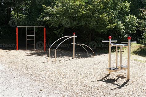 Outdoor Gym 的图像结果