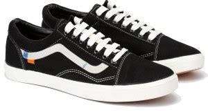 BlueMen SKI-VOL-002 Canvas Shoes For Men - Buy BlueMen SKI-VOL-002 ...