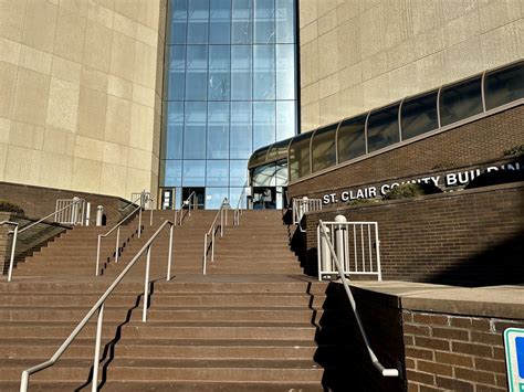 ST. CLAIR COUNTY COURTHOUSE - Updated January 2026 - 10 Public Sq ...