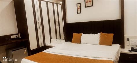 MORIYA INN (Sanawad) - Inn Reviews & Photos - Tripadvisor