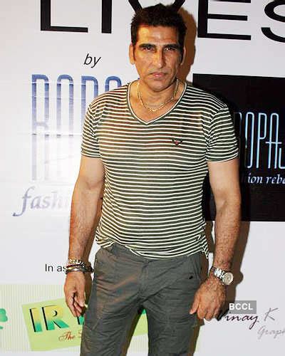 MJ tribute party - The Etimes Photogallery Page 20