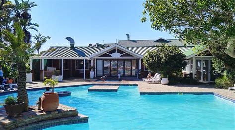 PINE LODGE RESORT (Gqeberha) - 2026 Guesthouse Reviews & Photos ...