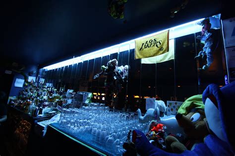 Working For The Man: Best Bars LA, Blipsy Barcade