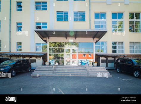 Old Office Building 的图像结果