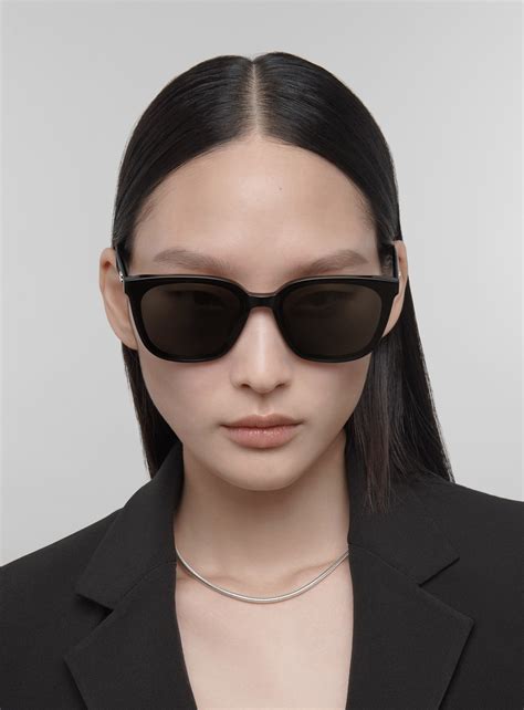 Gentle Monster Sunglasses For Round Face at Rodney Swisher blog