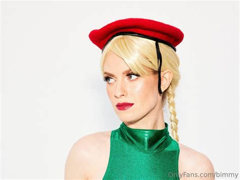 The Ladies of Rooster Teeth