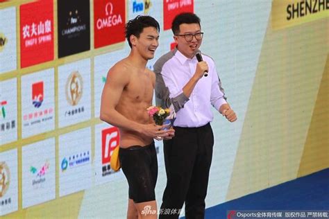 冠军游泳系列赛深圳站 徐嘉余男子100米仰泳夺金_新浪图片
