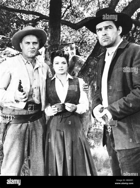 GUN THE MAN DOWN, from left: Robert J. Wilke, Angie Dickinson, Don ...