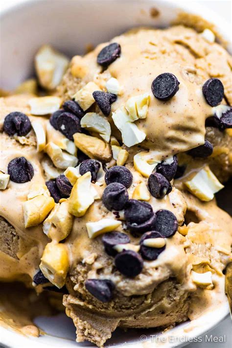 Peanut Butter Banana Ice Cream