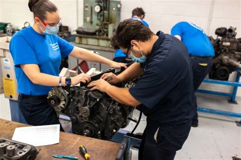 Automotive Training Program 的图像结果