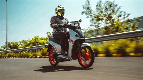 BGauss RUV 350 launched in India; prices start at Rs 1.10 lakh - Overdrive