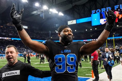 Putting An End To Rumors Of A Za'Darius Smith, Lions Reunion - Last ...