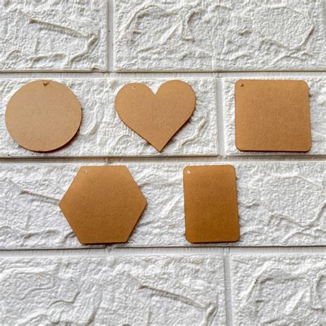 Acrylic keychain – Resin24