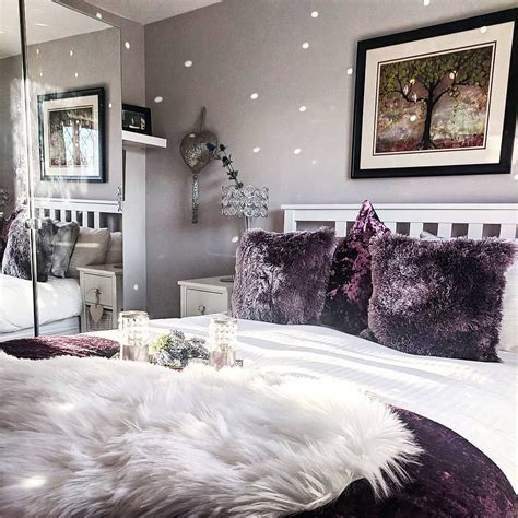 Purple And Grey Wallpaper Bedroom at Emma Gillespie blog