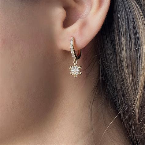 Snowflake 18k Gold plated Drop Earrings – Terrana