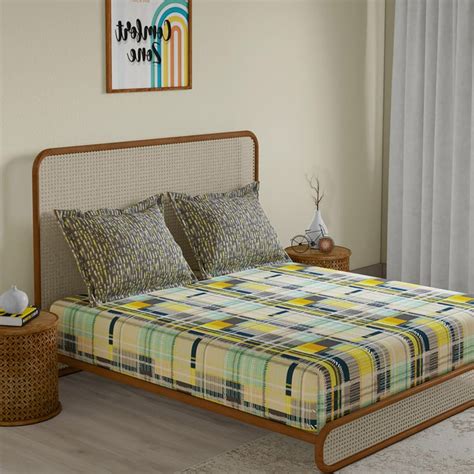 Buy STELLAR HOME Lilly Cotton 104TC Printed 3Pcs Queen Bedsheet Set ...