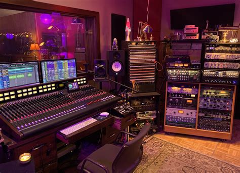 How to Find the Best Recording Studio? - The Global Photographer ...