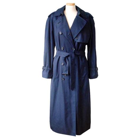 Burberry Navy Blue Trench Coat With Removable Lining Cotton ref.226462 ...