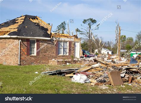 Tornado Death 的图像结果