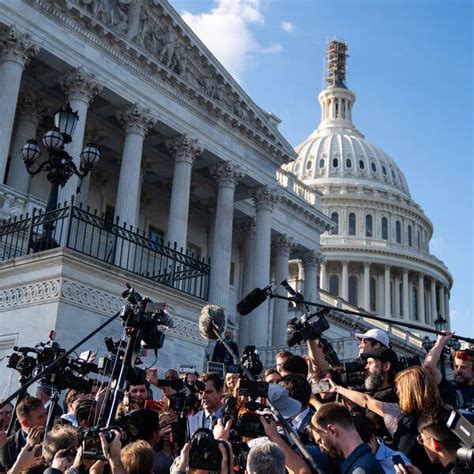 Us Party Struggle 的图像结果