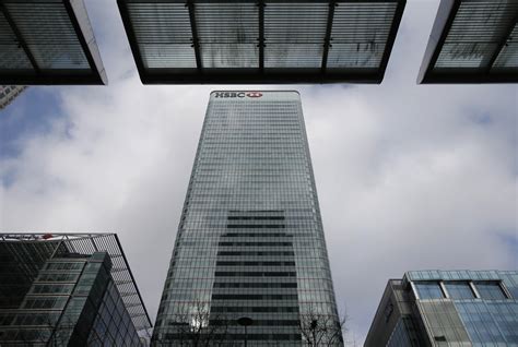 HSBC dumps London tower for smaller office as real estate reckoning unfolds | Reuters
