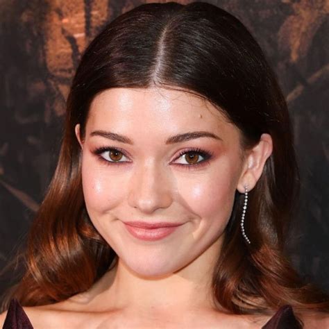 Watch Ginny & Georgia - Season 3 • Episode 2 - Beep Beep Freaking Beep ...