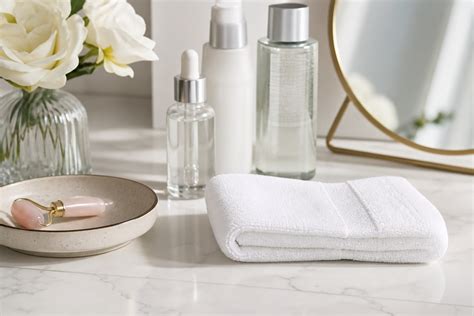 Face Towel For Women: Why The Drying Step Matters In Makeup And Sensit ...