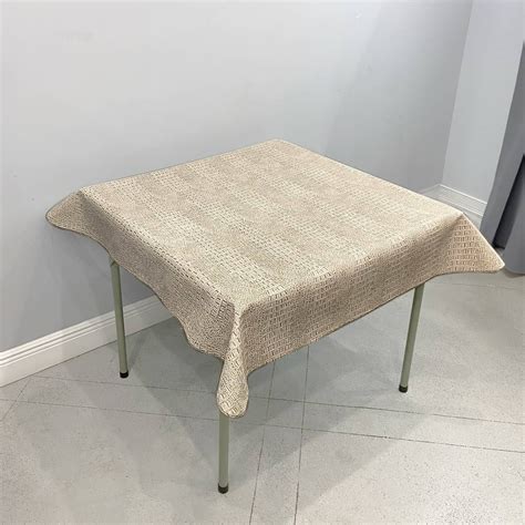 Flannel Back Vinyl Tablecloth